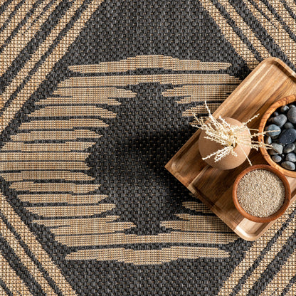 Nuloom Ranya Dark Grey/Ivory, 5' x 8', Tribal Geometric, Soft and Cozy, High Traffic, Stain Resistant, Easy Clean, Durable Area Rug for Indoor/Outdoor Patio, Deck, Porch, Garden, Courtyard
