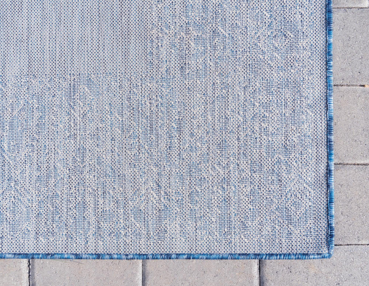 Unique Loom Outdoor Border Collection Area Rug - Floral Border (5' 1" x 8' Rectangle, Blue/ Ivory)