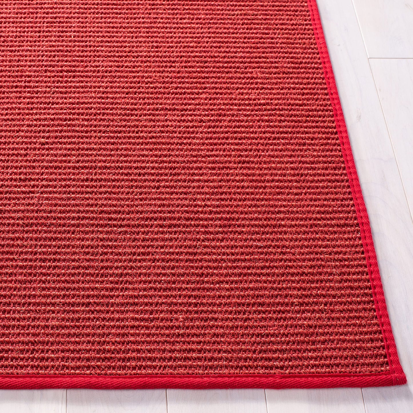 Martha Stewart x SAFAVIEH Area Rug Collection - 5' x 7', Red, Sisal & Jute, Farmhouse Style, Ideal for Living Room, Bedroom, Office, Dining Space (MSR9501Q)