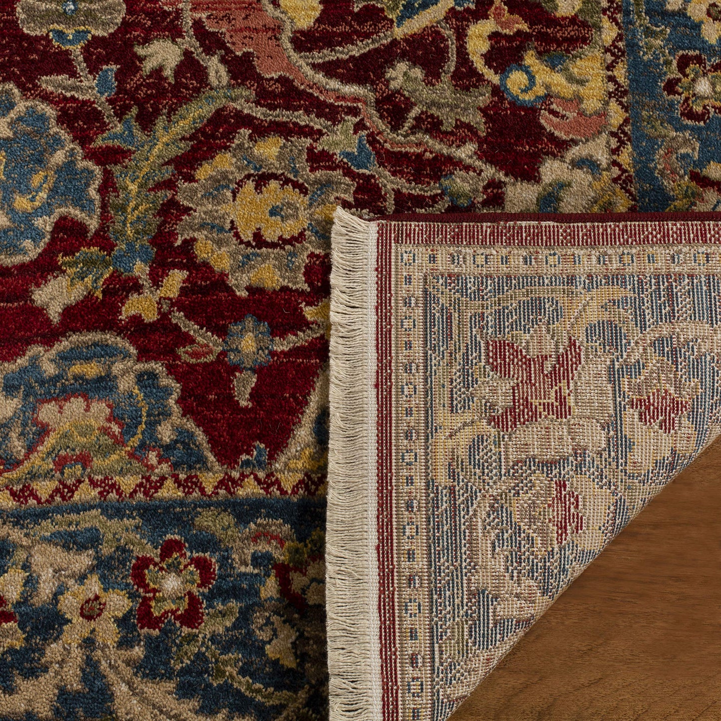 SAFAVIEH Kashan Collection Area Rug - 4' x 6', Red & Blue, Traditional Oriental Design, Non-Shedding & Easy Care, Ideal for High Traffic Areas in Living Room, Bedroom, Dining (KSN307Q-4)