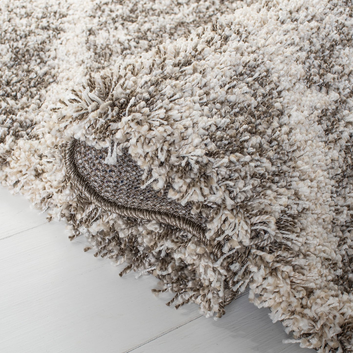 SAFAVIEH Hudson Shag Collection Accent Rug - 2' x 3', Distressed Grey & Ivory, Non-Shedding & Easy Care, 2-inch Thick Ideal for High Traffic Areas in Entryway, Living Room, Bedroom (SGH281K)