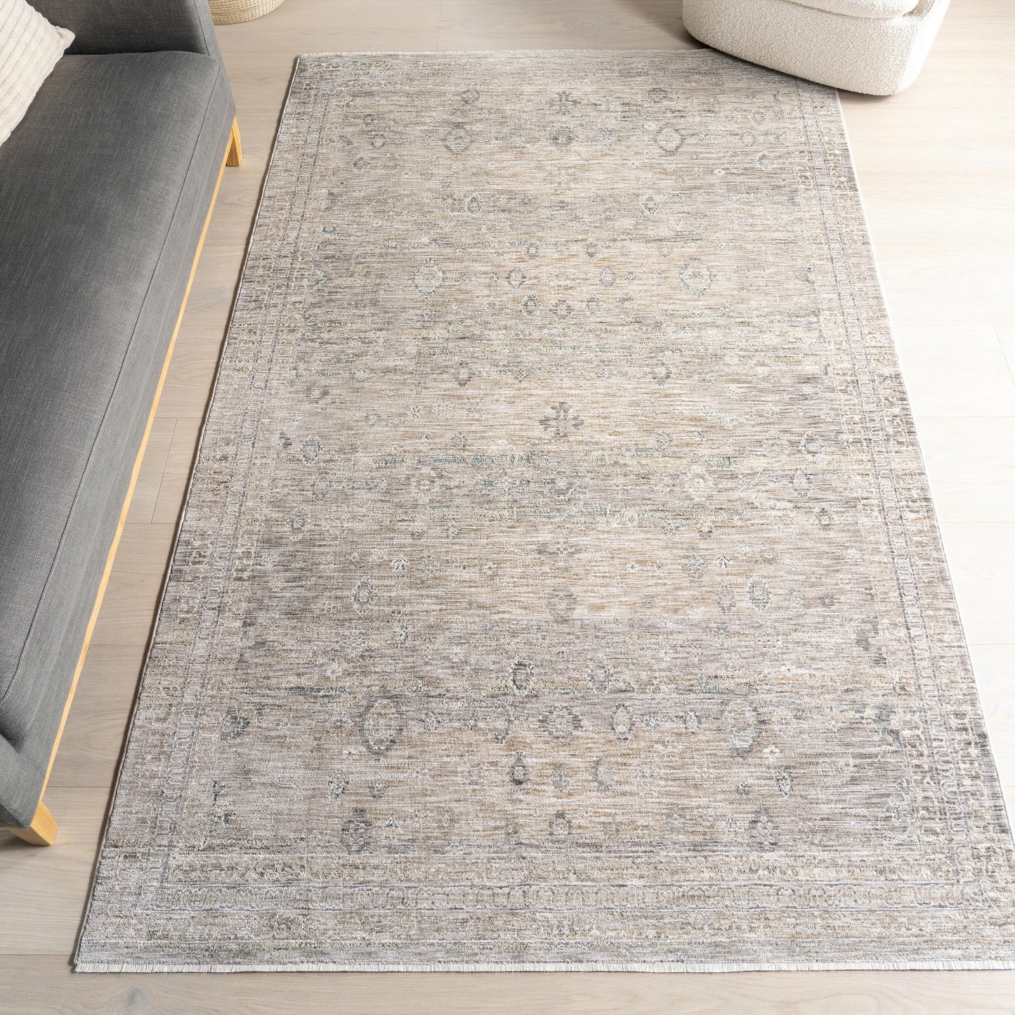 nuLOOM Ginebra Medallion 5x8 Area Rug for Living Room Bedroom Dining Room Kitchen, Beige/Light Grey
