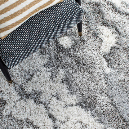 SAFAVIEH Horizon Shag Collection Area Rug - 5'3" x 7'7", Grey & Ivory, Modern Abstract Design, Non-Shedding & Easy Care, 2-inch Thick Ideal for High Traffic Areas in Living Room, Bedroom (HZN890F)