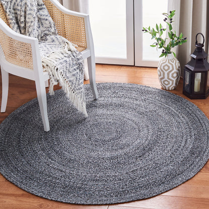 SAFAVIEH Braided Collection 6' Round Charcoal BRD851H Handmade Country Cottage Reversible Area Rug
