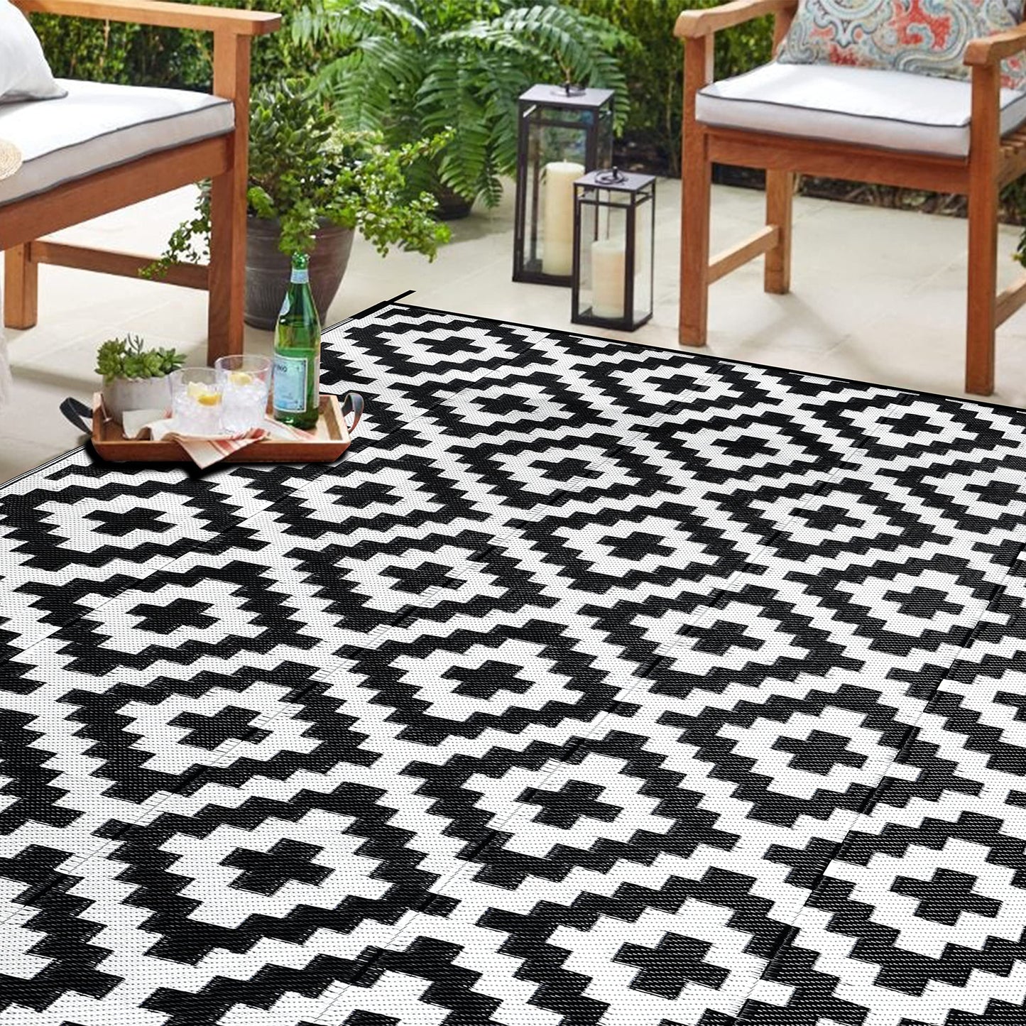 SAND MINE Waterproof Outdoor Rug 6x9 ft, Reversible Mats, Modern Area Rug, Large Floor Mat and Rug for Outdoors, RV, Patio, Backyard, Deck, Picnic, Beach, Trailer, Camping, Black & White Lattice