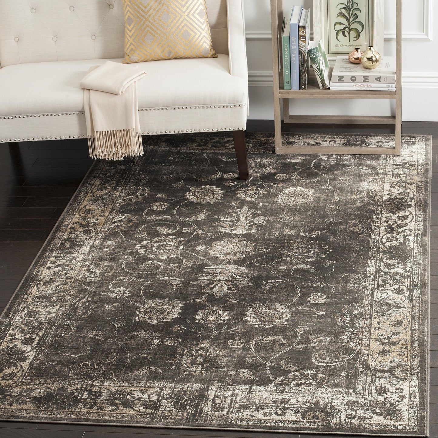 SAFAVIEH Vintage Collection Area Rug - 5'3" x 7'6", Soft Anthracite, Oriental Distressed Viscose Design, Ideal for High Traffic Areas in Living Room, Bedroom (VTG117-330)
