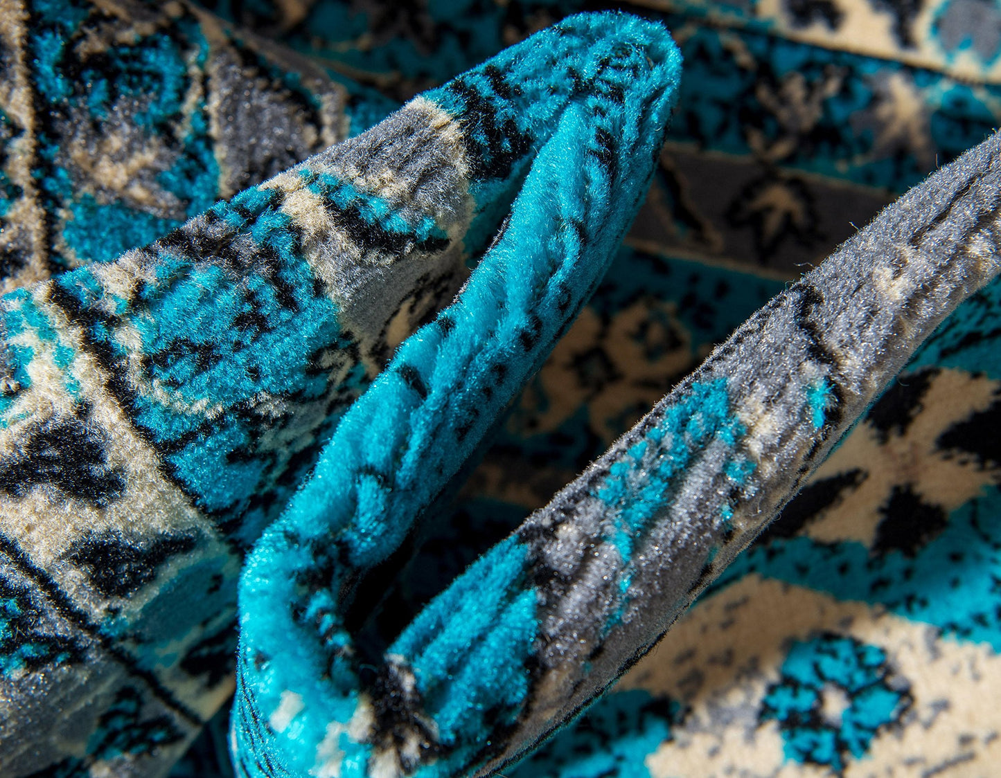 Unique Loom Taftan Collection Border Geometric Tribal Inspired Design Area Rug (6' 0 x 9' 0 Rectangular, Turquoise/ Gray)