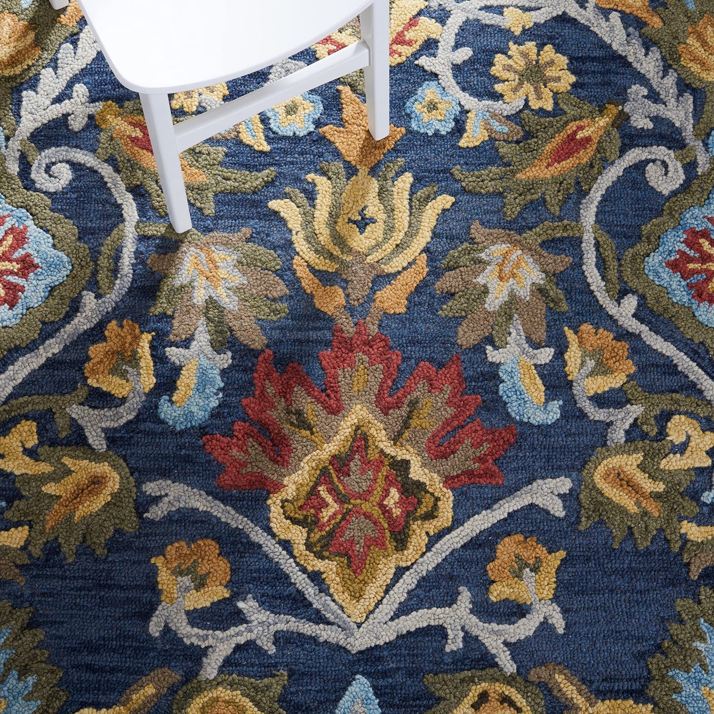SAFAVIEH Blossom Collection 3' x 5' Navy / Multi BLM402A Handmade Premium Wool Area Rug