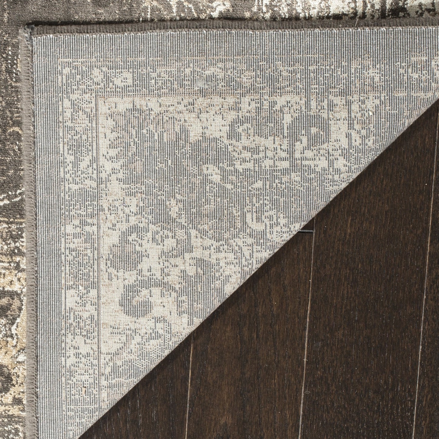 SAFAVIEH Vintage Collection Area Rug - 5'3" x 7'6", Soft Anthracite, Oriental Distressed Viscose Design, Ideal for High Traffic Areas in Living Room, Bedroom (VTG117-330)