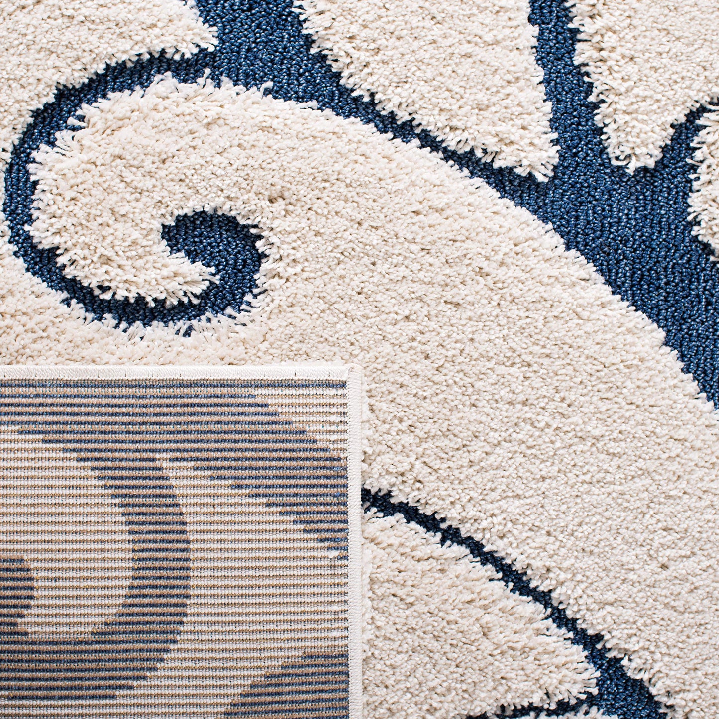 SAFAVIEH Florida Shag Collection Area Rug - 5'3" x 7'6", Cream & Blue, Scroll Design, Non-Shedding & Easy to Clean, High-Low Plush Pile, Ideal for Living Room, Bedroom, Dining Space (SG455-1165)