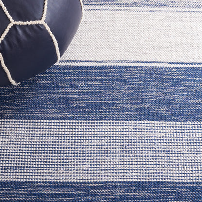 SAFAVIEH Striped Kilim Collection Area Rug - 5' x 8', Grey & Blue, Flat Weave Cotton Design, Easy Care, Ideal for High Traffic Areas in Living Room, Bedroom (STK804M)