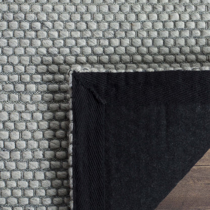 SAFAVIEH Natura Collection Accent Rug - 3' x 5', Grey, Handmade Wool, Ideal for High Traffic Areas in Entryway, Living Room, Bedroom (NAT801C)