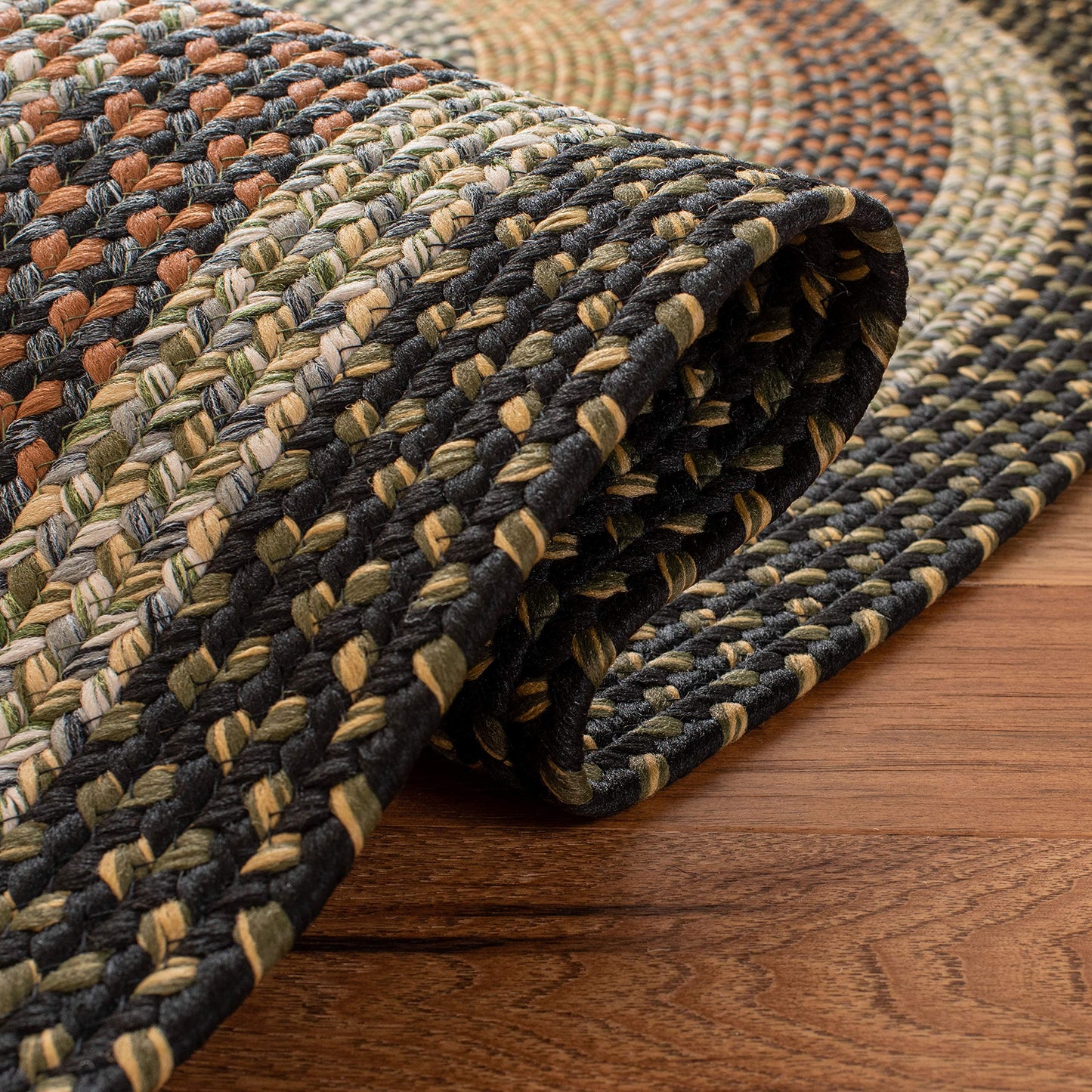 SAFAVIEH Washable Rug Outdoor Braided Collection - 5' x 8' Oval, Multi, Handmade & Reversible, Non-Shedding & Easy to Clean, Ideal for Patio, Backyard, Mudroom (BRD308A)
