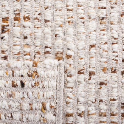 SAFAVIEH Area Rug 8x10 - Natura Collection - Large - Ivory & Beige, Handmade Flat Weave Wool & Jute, Ideal for Living Room, Bedroom, Dining Space (NAT331B)