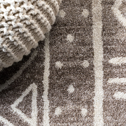JONATHAN Y Amanar Tribal Geometric Brown/Ivory Runner Rug, 2x8, Bohemian, Vintage, Easy-Cleaning for Living Room, Bedroom, Kitchen, Pet Friendly, Non-Shedding (MOH503A-28)