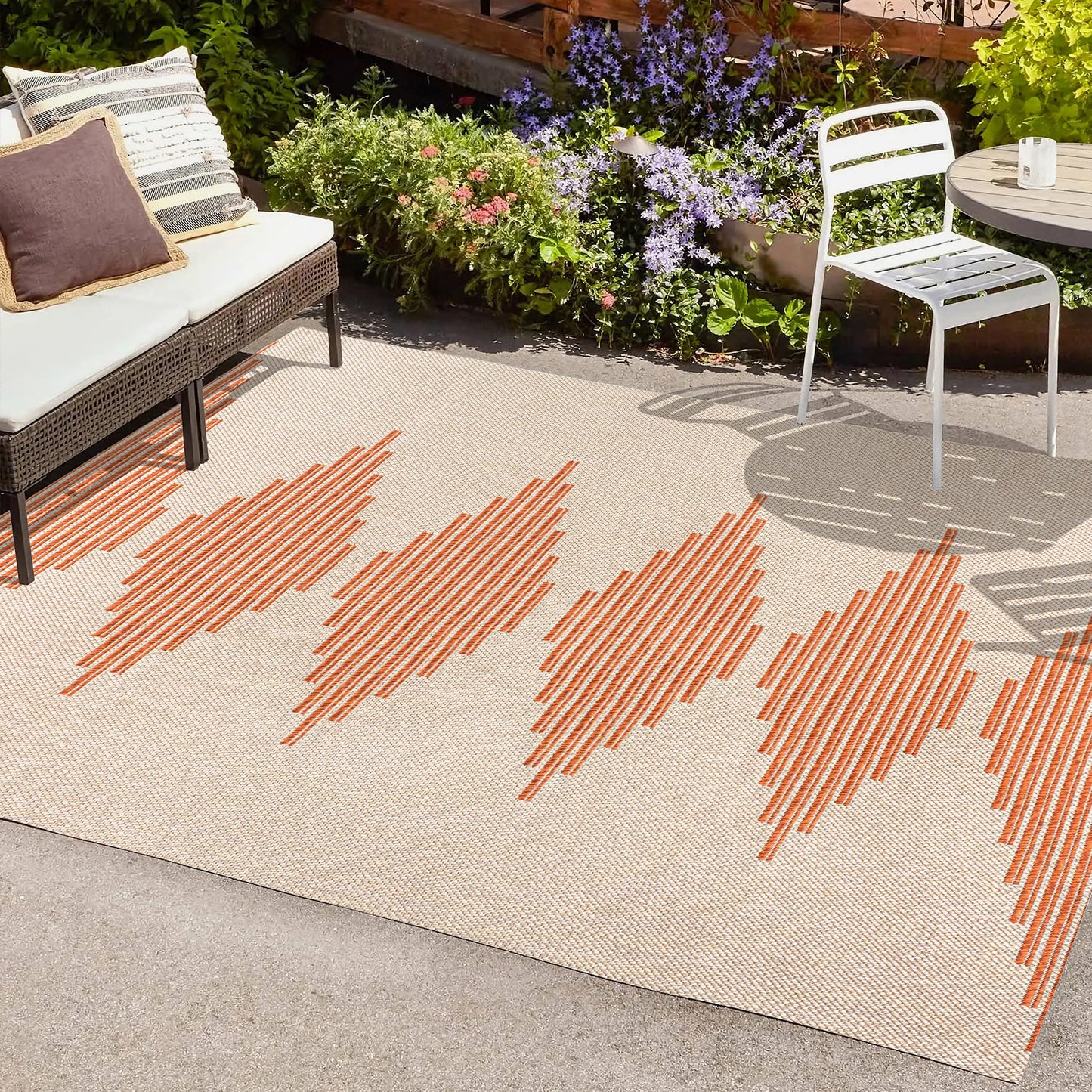 JONATHAN Y Diamond Stripe Indoor Outdoor Area Rug 4X6 Beige/Orange, Vinales for Backyard, Patio, Porch, Easy-Cleaning, High Traffic, Pet-Friendly, Non-Shedding (SMB204A-4)