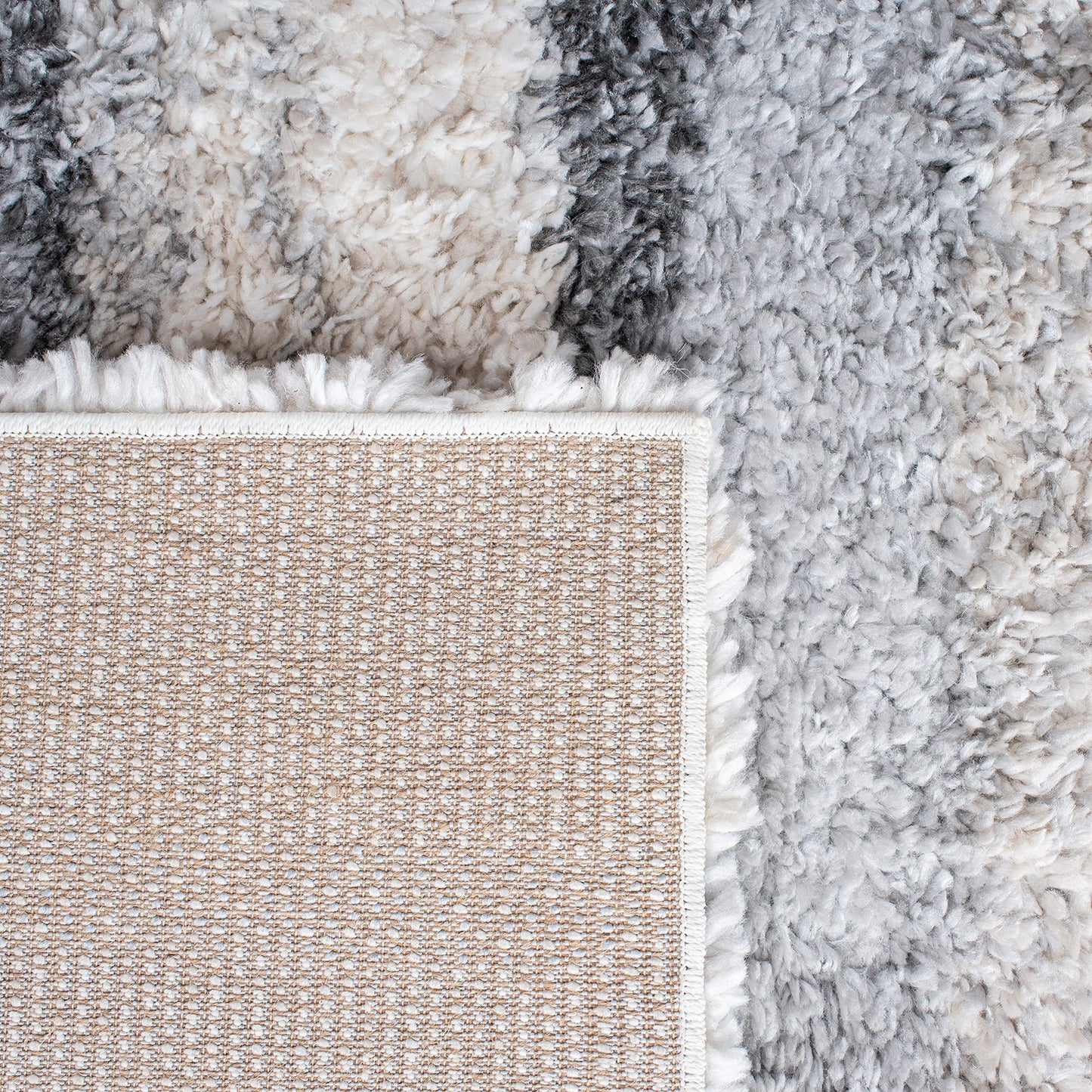 SAFAVIEH Fontana Shag Collection Accent Rug - 4' x 6', Grey & Ivory, Non-Shedding & Easy Care, 2-inch Thick Ideal for High Traffic Areas in Entryway, Living Room, Bedroom (FNT890F)