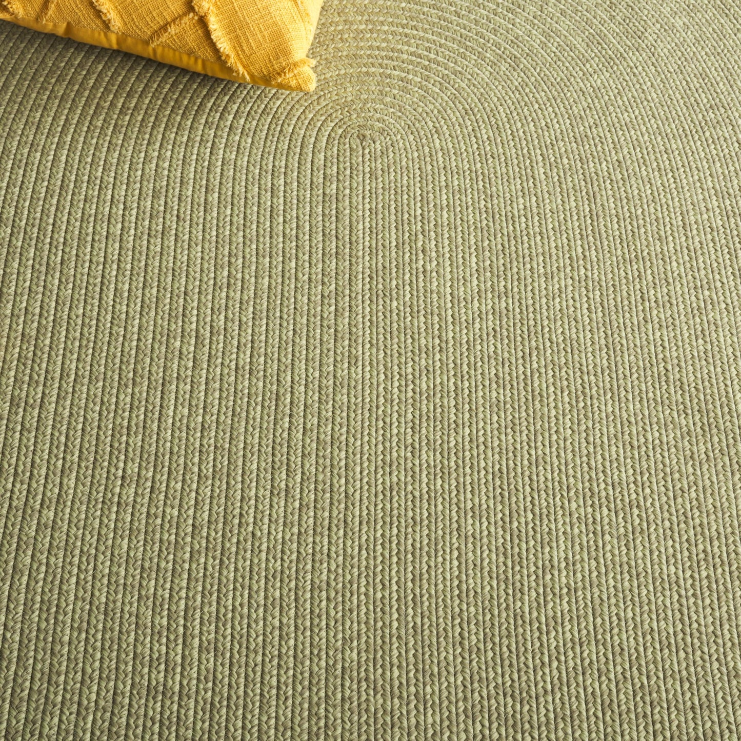SAFAVIEH Washable Rug Outdoor Braided Collection - 5' x 8' Oval, Sage Green, Handmade & Reversible, Non-Shedding & Easy to Clean, Ideal for Patio, Backyard, Mudroom (BRD317W)