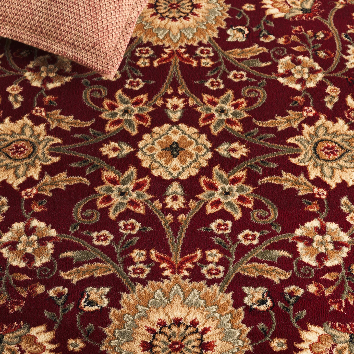SAFAVIEH Lyndhurst Collection Runner Rug - 2'3" x 8', Red & Ivory, Traditional Oriental Design, Non-Shedding & Easy Care, Ideal for High Traffic Areas in Living Room, Bedroom (LNH212F)