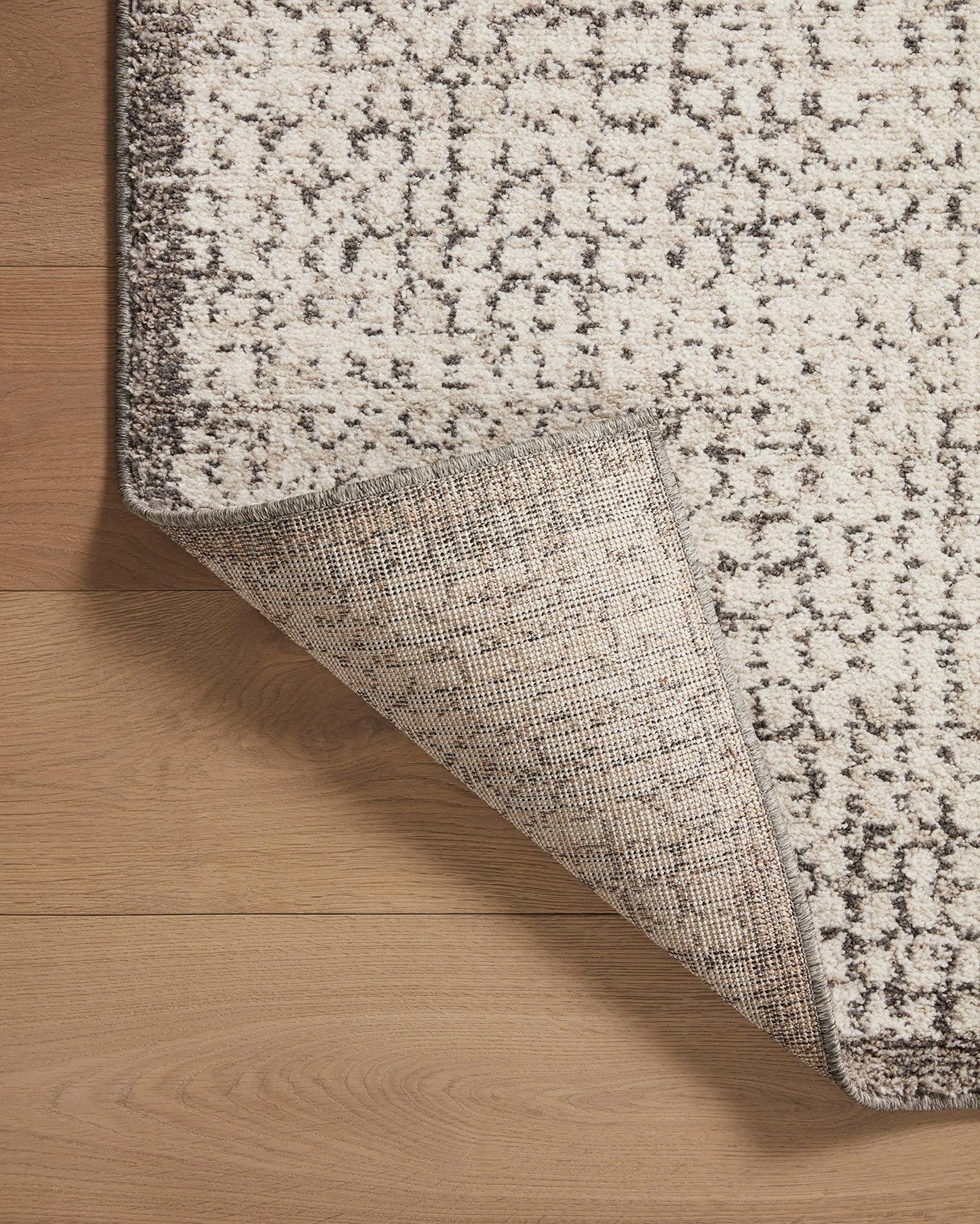 Loloi Darby Collection DAR-04 Ivory/Stone 9'-2" x 13' Area Rug
