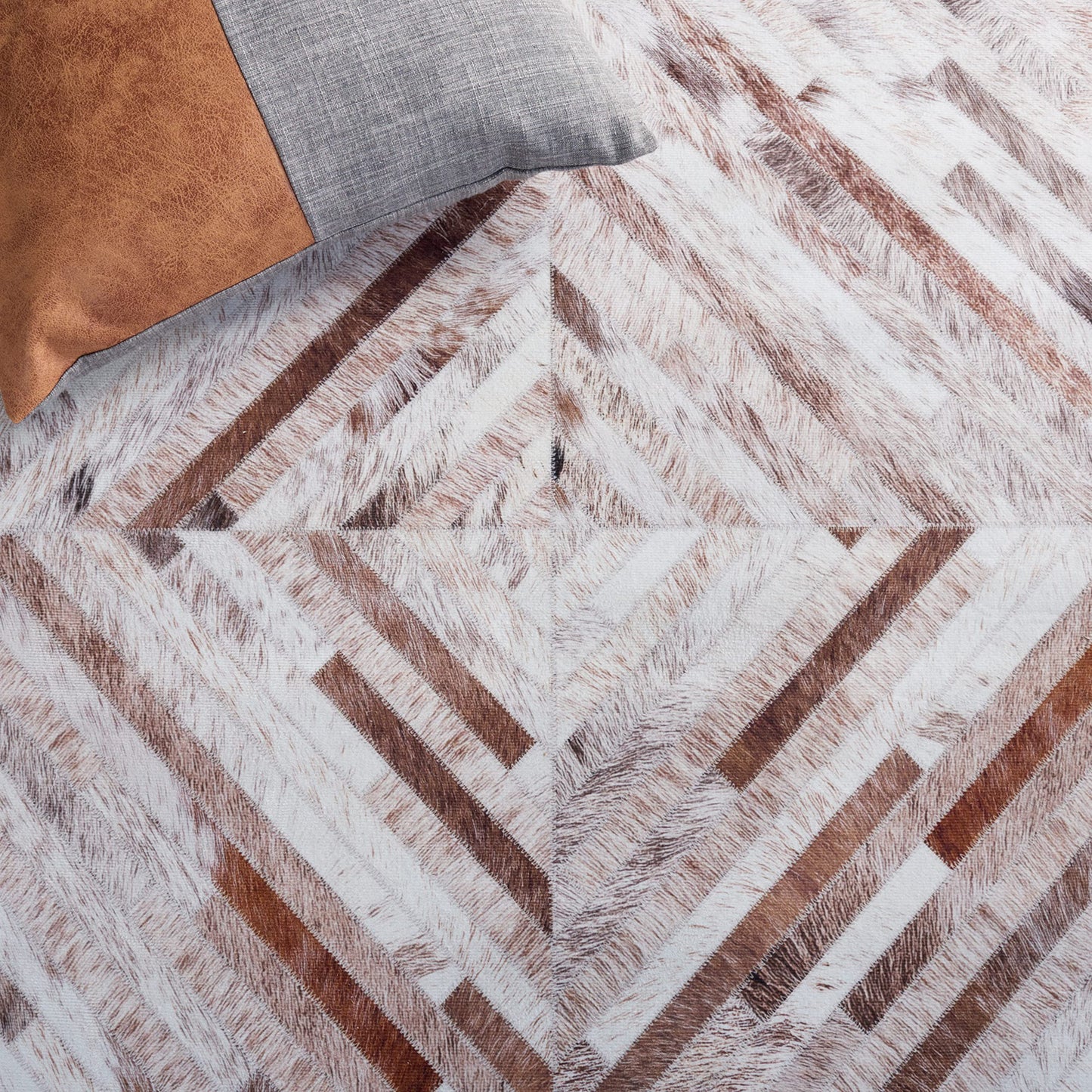 SAFAVIEH Washable Rug Faux Hide Collection - 8' x 10', Beige & Brown, Slip Resistant, Western Rustic Decor, Printed Pattern, Ideal for Living Room, Bedroom, Home Office, Dining Space (FAH526A)