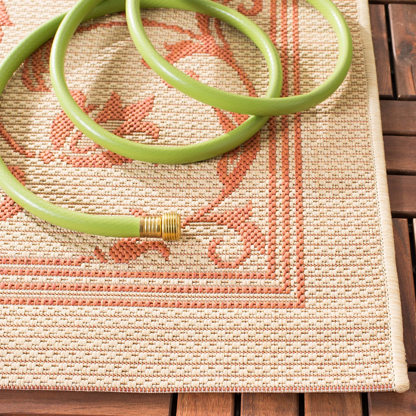 SAFAVIEH Washable Rug Outdoor Courtyard Collection - 5'3" x 7'7", Natural & Terracotta, Non-Shedding & Easy Cleaning, Ideal for Patio, Backyard, Mudroom (CY2098-3201)