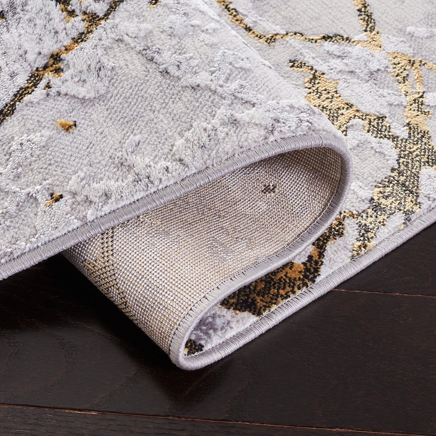 SAFAVIEH Amelia Collection Area Rug - 6' x 9', Grey & Gold, Modern Abstract Design, Non-Shedding & Easy Care, Ideal for High Traffic Areas in Living Room, Bedroom (ALA293G)