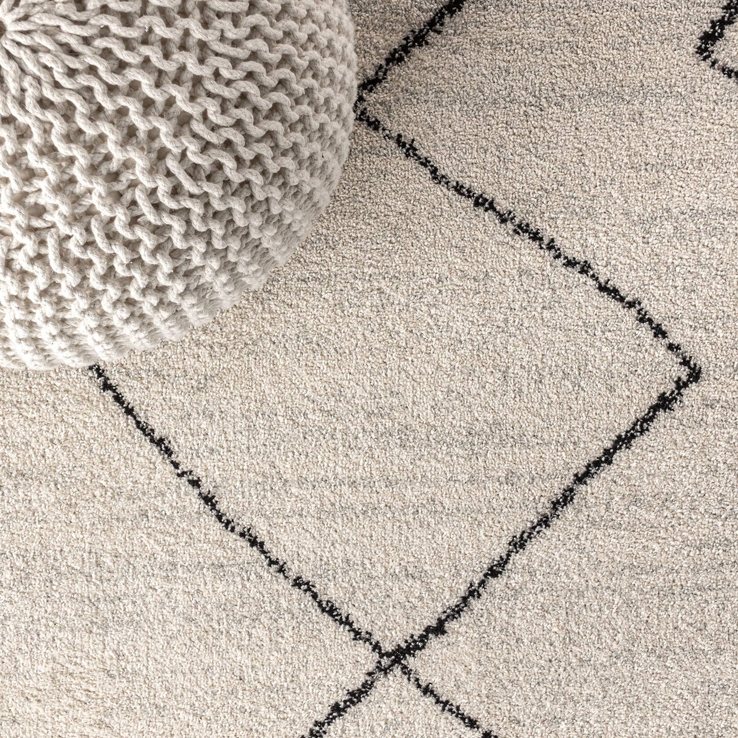 JONATHAN Y Zaina Moroccan Beni Souk Cream/Black Indoor Area Rug, 8x10, Contemporary, Modern, Easy-Cleaning for Living Room, Bedroom, Kitchen, Pet Friendly, Non-Shedding (MOH203A-8)