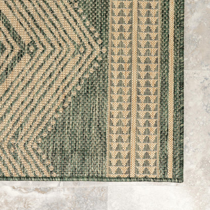 Nuloom Ranya Green/Ivory, 4' x 6', Tribal Geometric, Soft and Cozy, High Traffic, Stain Resistant, Easy Clean, Durable Area Rug for Indoor/Outdoor Patio, Deck, Porch, Garden, Courtyard