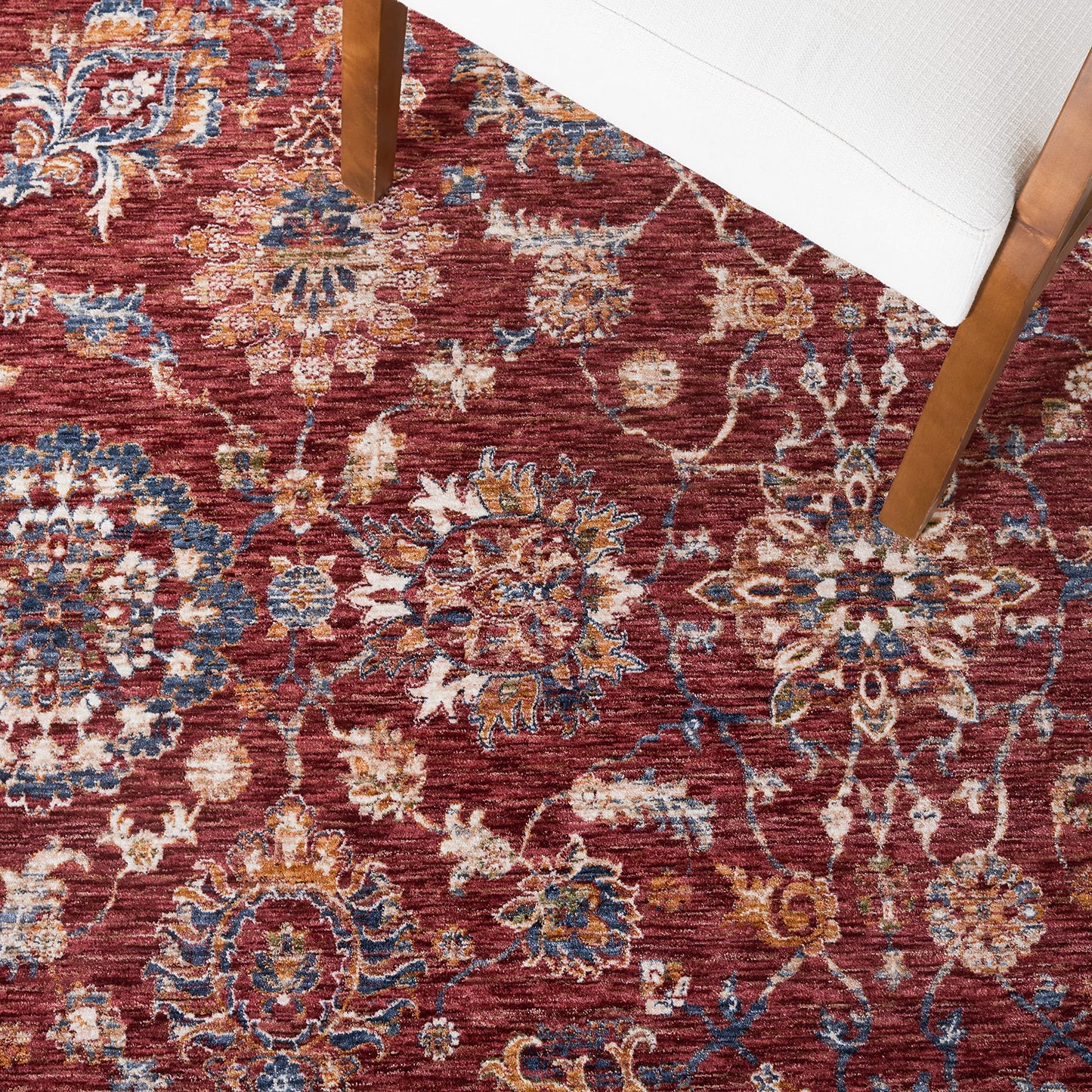 SAFAVIEH Heirloom Collection Area Rug - 5'3" x 7'6", Rust & Ivory, Traditional Oriental Design, Non-Shedding & Easy Care, Ideal for High Traffic Areas in Living Room, Bedroom (HRL718P)