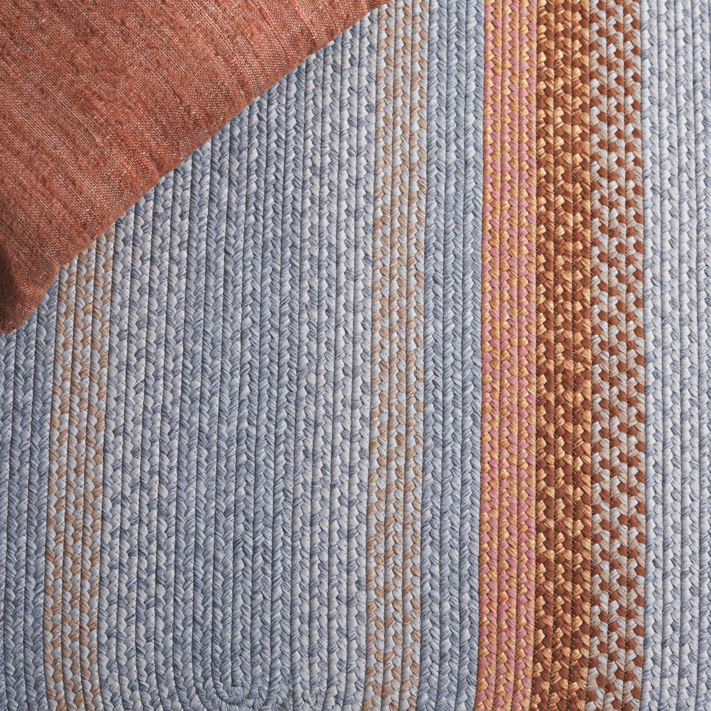 SAFAVIEH Braided Indoor/Outdoor Washable Round Rug 3', Grey & Rust BRD314G