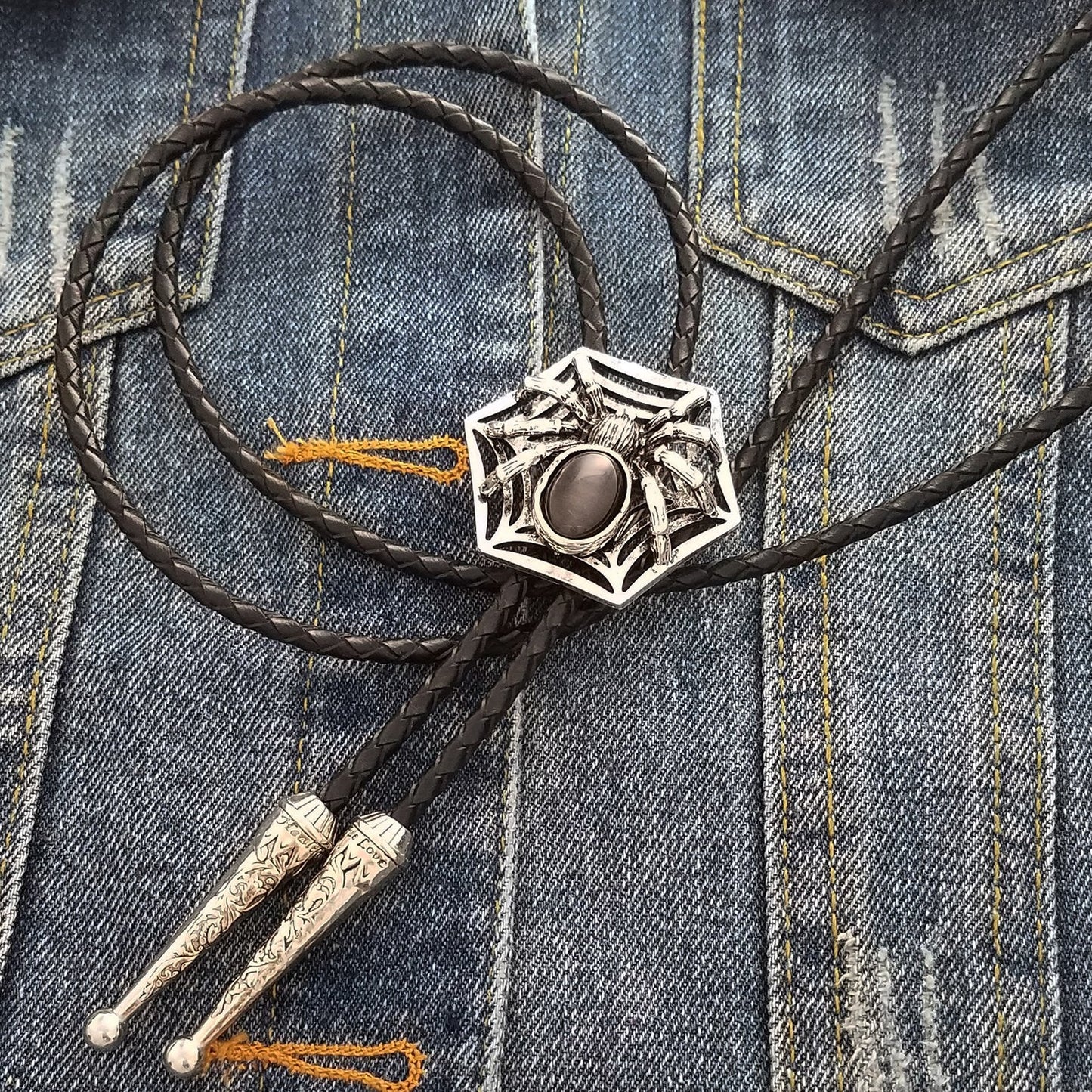 SELOVO Spider Bolo Tie Genuine Leather Antiqued Silver Tone Black Stone Halloween
