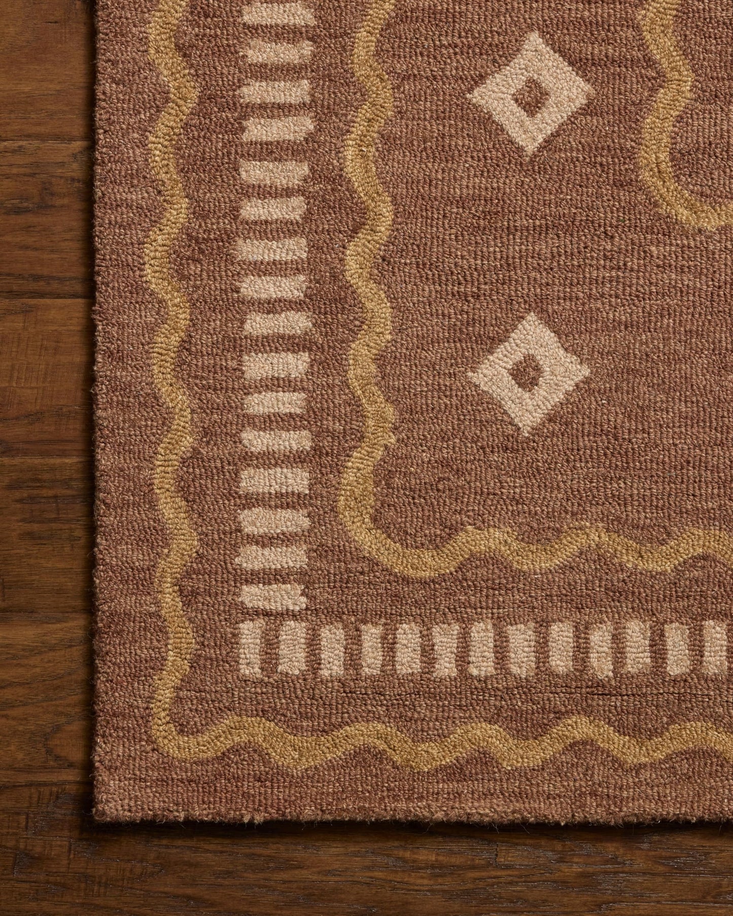 Loloi Chris Loves Julia Alfie Collection ALF-03 Clay/Spice 3'-6" x 5'-6" Accent Rug Wool Neutral Living Bedroom Dining Carpet