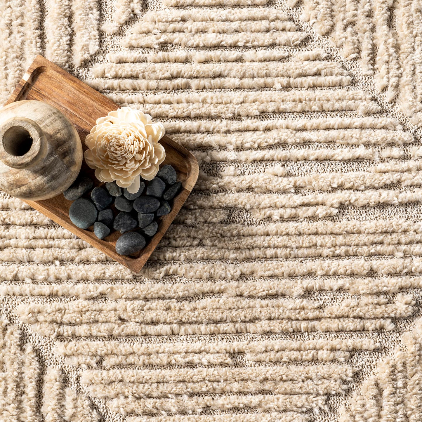 Nuloom Kerry Beige, 6'7" x 9', Geometric, Soft and Cozy, High Traffic, Stain Resistant, Easy Clean, Durable Area Rug for Bedroom, Living Room, Dining Space, Den, Foyer, Entryway