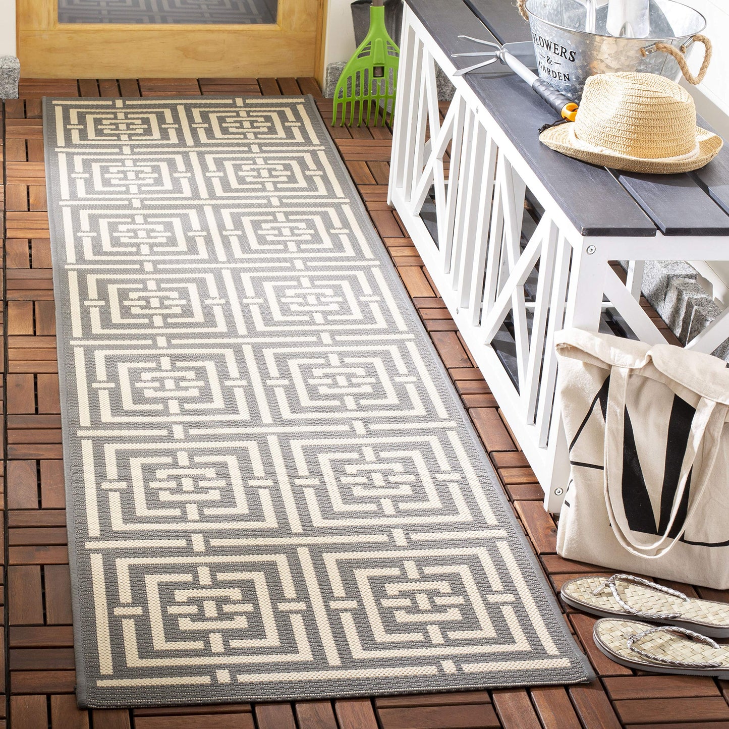 SAFAVIEH Courtyard Collection CY6937 Indoor/ Outdoor Non-Shedding Easy Patio Backyard Porch Deck Mudroom Area , 2'7" x 5', Grey / Cream