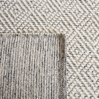 SAFAVIEH Natura Collection Area Rug - 7' Round, Ivory & Light Grey, Handmade Wool, Ideal for High Traffic Areas in Living Room, Bedroom (NAT503A)