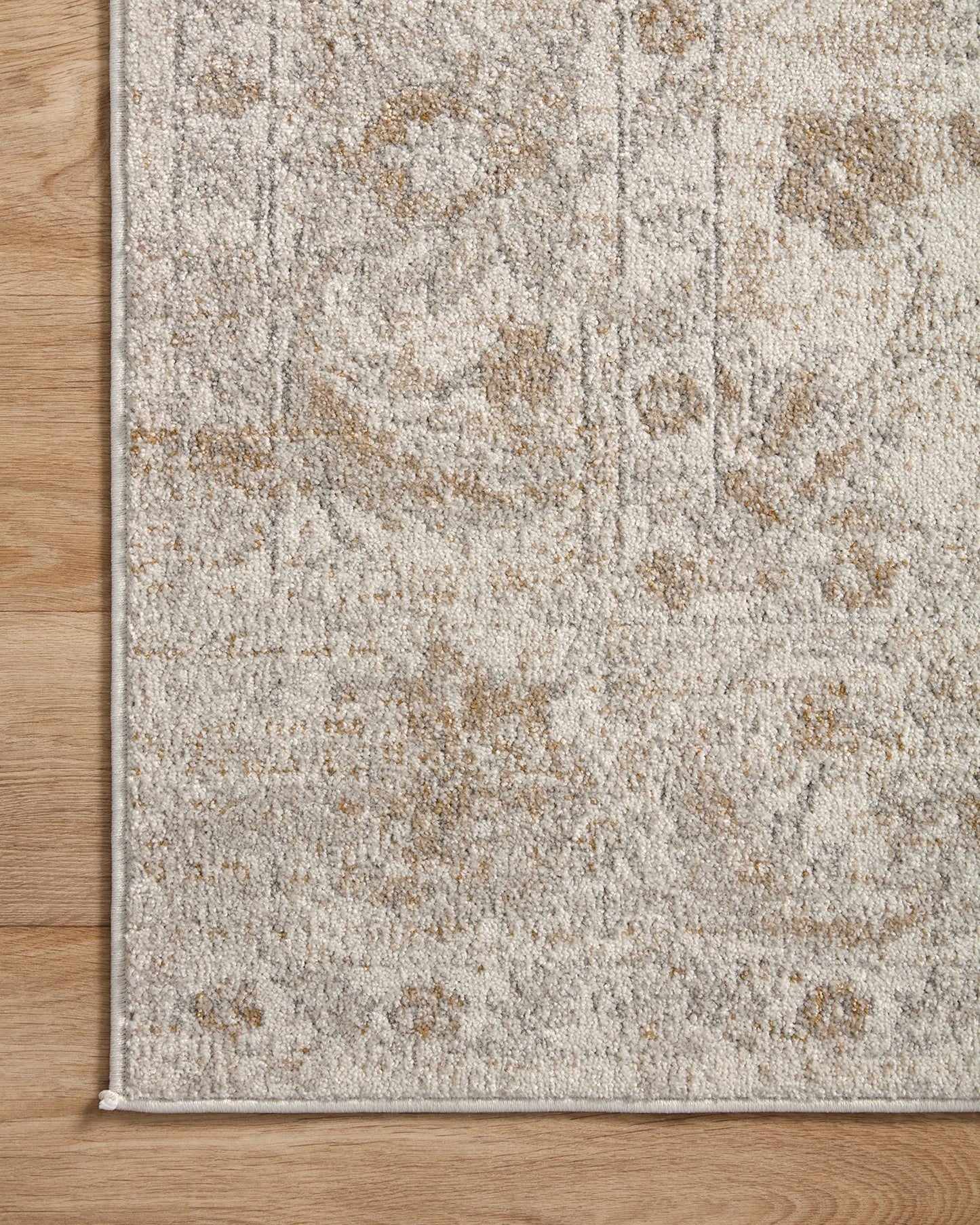 Loloi Odette Collection ODT-03 Ivory/Beige 5'-3" x 7'-9" Area Rug