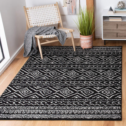 SAFAVIEH Area Rug 10x13 - Tulum Collection - Large - Black & Ivory, Moroccan Boho Distressed Design, Non-Shedding & Easy to Clean, Ideal for Living Room, Bedroom, Dining Space (TUL267Z)
