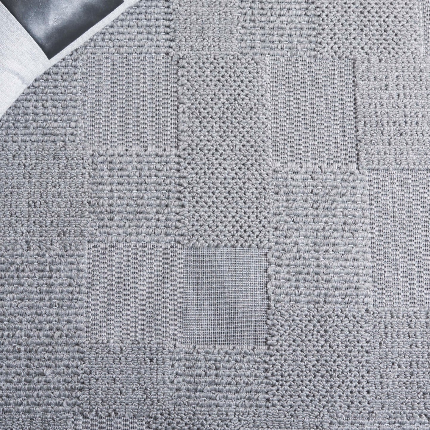 SAFAVIEH Washable Rug Outdoor Milos Collection - 4' x 6', Grey, Non-Shedding & Easy to Clean, Ideal for Patio, Backyard, Mudroom (MLO108F)