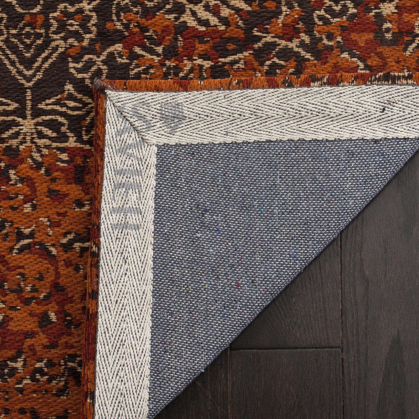 SAFAVIEH Classic Vintage Collection Runner Rug - 2'3" x 10', Rust & Brown, Distressed Design, Non-Shedding & Easy Care, Ideal for High Traffic Areas in Living Room, Bedroom (CLV224A)