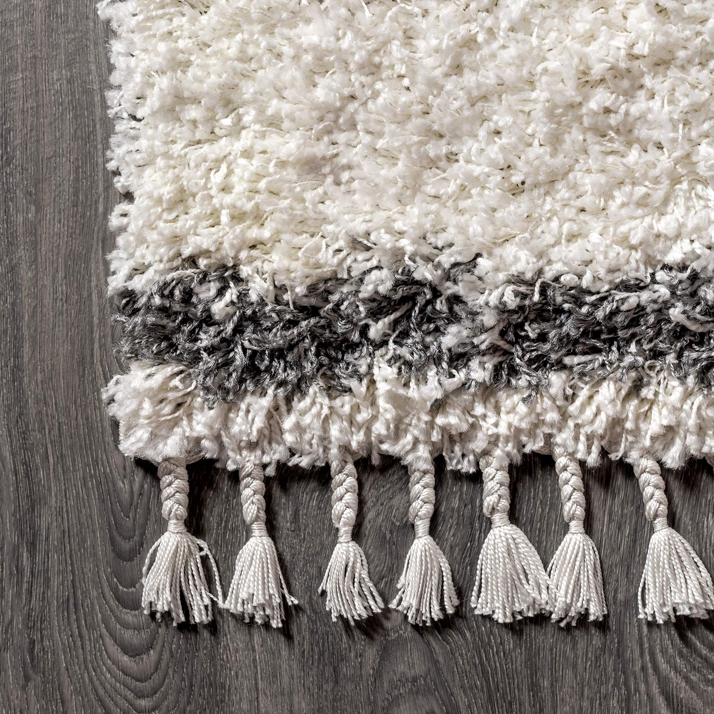 JONATHAN Y Mercer Shag Plush Tassel Cream/Gray Indoor Area Rug, 5x8, Moroccan Geometric Trellis, Bohemian, Easy-Cleaning for Living Room, Bedroom, Kitchen, Pet Friendly, Non-Shedding (MCR103B-5)