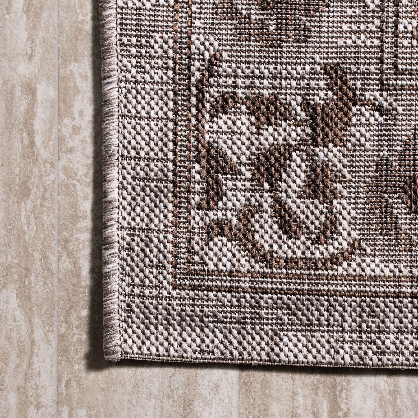 JONATHAN Y Ornate Medallion Indoor Outdoor Area Rug 3X5 Brown/Beige, Jerash for Backyard, Patio, Porch, Easy-Cleaning, High Traffic, Pet-Friendly, Non-Shedding (SMB115A-3)
