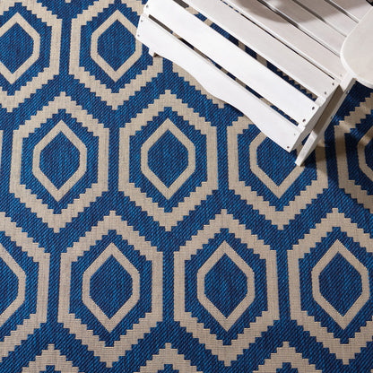 SAFAVIEH Courtyard Collection 5'3" x 7'7" Navy/Beige CY6902 Indoor/ Outdoor Splashproof Easy Scrubbing Patio Backyard Mudroom Area Rug