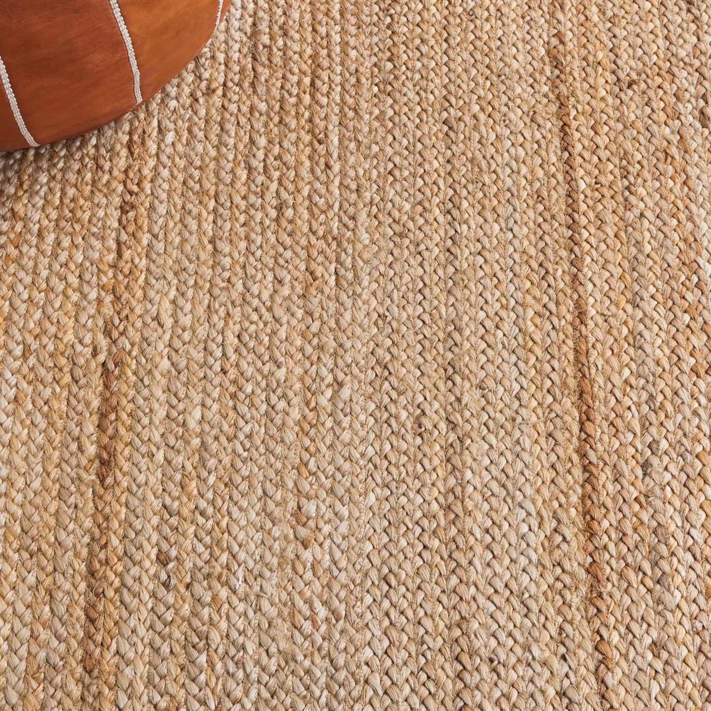 SAFAVIEH Natural Fiber Collection Area Rug - 5' x 8' Oval, Natural & Ivory, Flat Weave Farmhouse Border Jute Design, Ideal for High Traffic Areas in Living Room, Bedroom (NF812A)