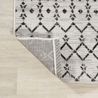 JONATHAN Y Moroccan Geometric Indoor Outdoor Round Area Rug 6 Ft Cream/Black, Ourika Textured Weave for Backyard, Patio, Porch, Easy-Cleaning, High Traffic, Pet-Friendly, Non-Shedding (SMB108I-6R)