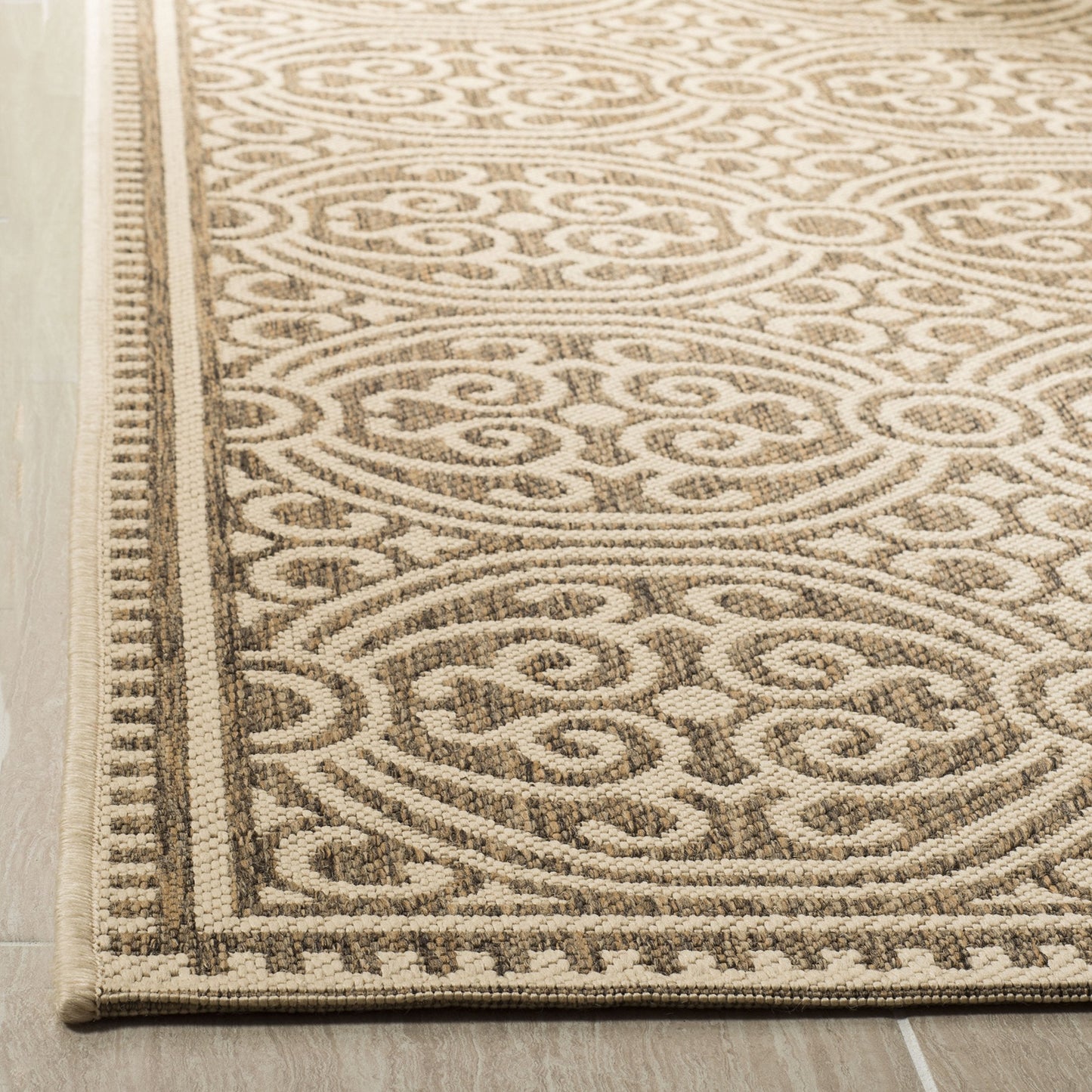 SAFAVIEH Washable Rug Outdoor Linden Collection - 5'3" x 7'6", Cream & Beige, Non-Shedding & Easy to Clean, Ideal for Patio, Backyard, Mudroom (LND134C)