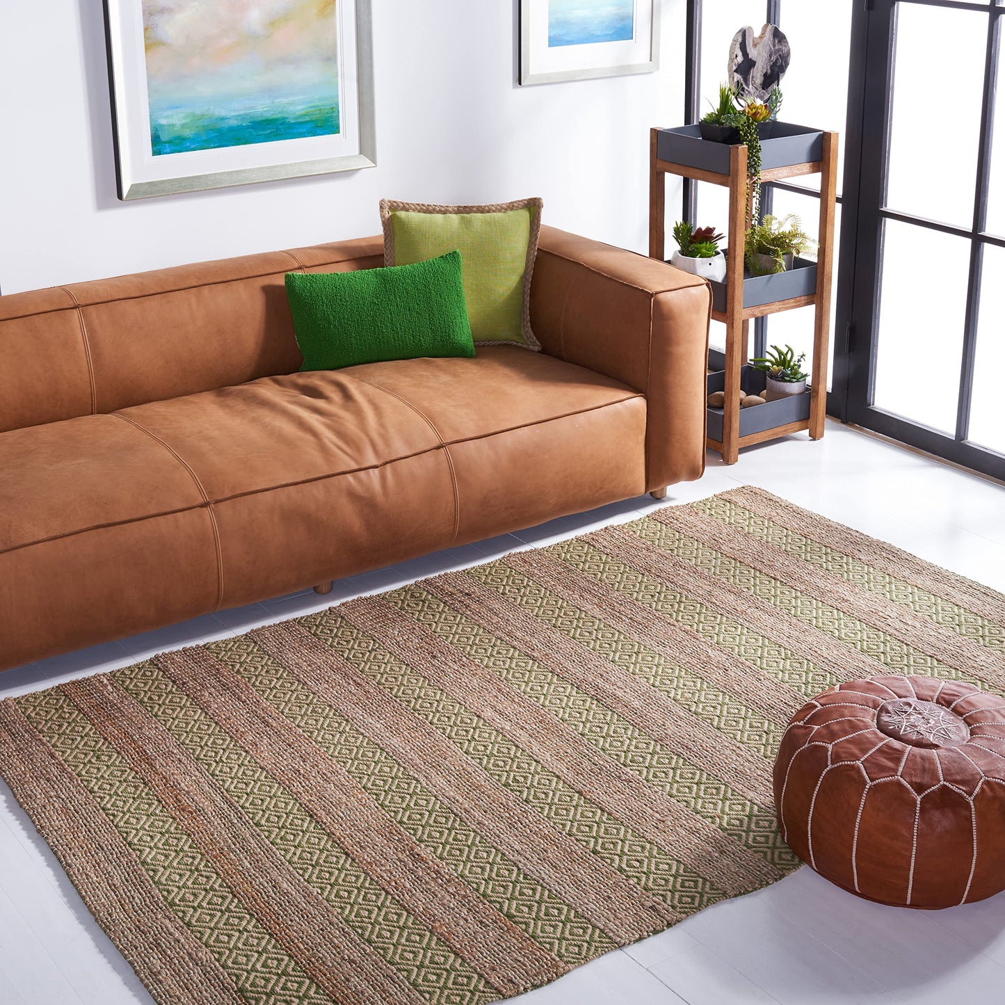 SAFAVIEH Natural Fiber Collection Accent Rug - 4' x 6', Green & Natural, Handmade Boho Farmhouse Rustic Jute & Cotton, Ideal for High Traffic Areas in Entryway, Living Room, Bedroom (NFB653Y)