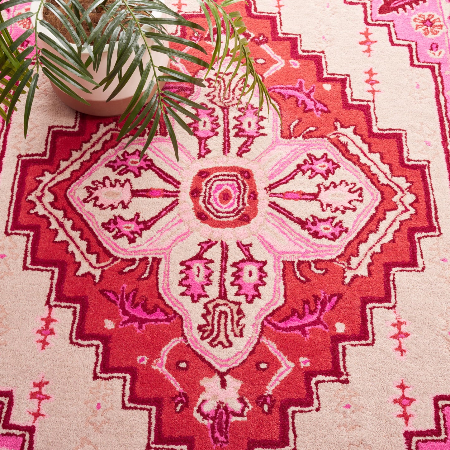 SAFAVIEH Area Rug 8x10 - Bellagio Collection - Large - Red Pink & Ivory, Handmade Wool, Medallion Design, Ideal for Living Room, Bedroom, Office, Dining Space (BLG545A)