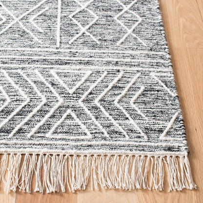 SAFAVIEH Kilim Collection Area Rug - 5' x 8', Black & Ivory, Handmade Moroccan Fringe Wool, Ideal for High Traffic Areas in Living Room, Bedroom (KLM521A)