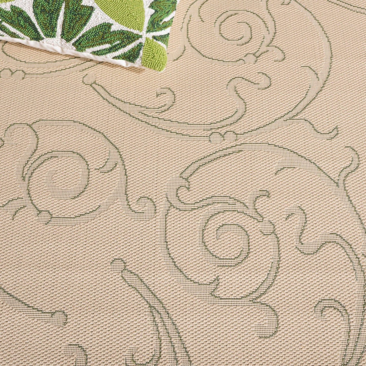 SAFAVIEH Washable Rug Outdoor Courtyard Collection - 2'7" x 5', Natural & Olive, Non-Shedding & Easy Cleaning, Ideal for Patio, Backyard, Mudroom (CY2665-1E01)